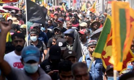 श्रीलंकामा सरकारविरोधी प्रदर्शन : विद्यार्थीको मृत्यु