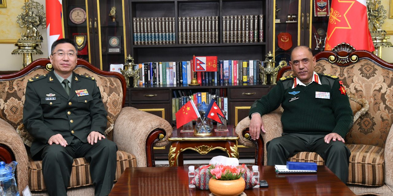 प्रधान सेनापति शर्मा र चिनियाँ सेनाका उपप्रमुख मेजर जनरल जाङबीच भेटवार्ता