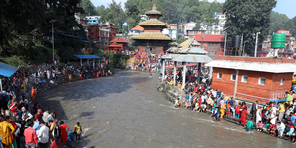 सोह्र श्राद्ध सुरु, गोकर्णेश्वरमा श्राद्ध गर्नेको भीड