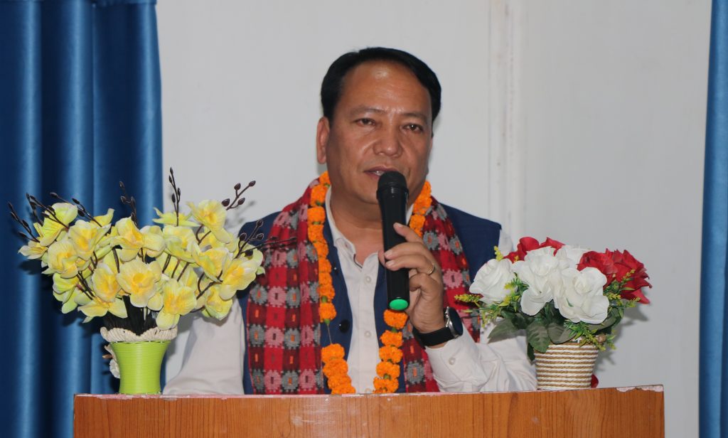 दुई महिनाभित्र अस्पतालमा सुधार गर्न बागमतीका स्वास्थ्यमन्त्री थापाको निर्देशन
