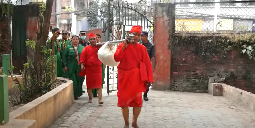 हनुमानढोकामा फूलपाती भित्र्याइँदै