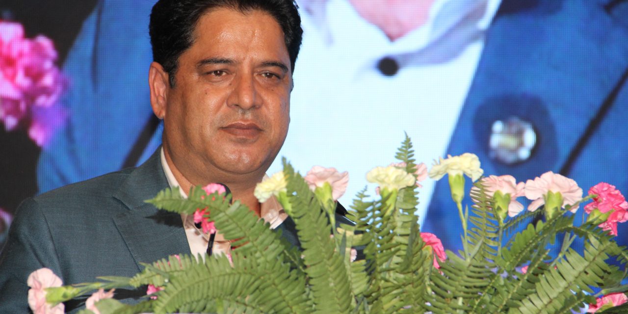 गैरआवासीय नेपालीका लागि लगानीको वातावरण बनाउन सरकार प्रतिबद्ध छ : मन्त्री भण्डारी