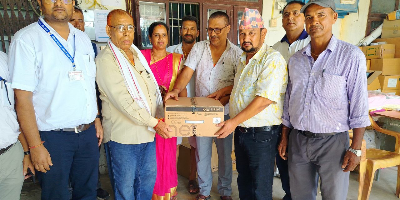 अस्पताललाई १४ लाखको स्वास्थ्य सामग्री प्रदान