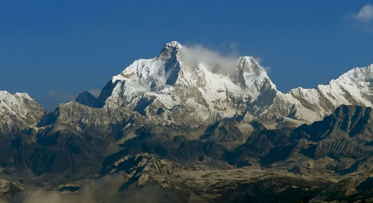 कुम्भकर्ण हिमालमा फोहर सङ्कलन