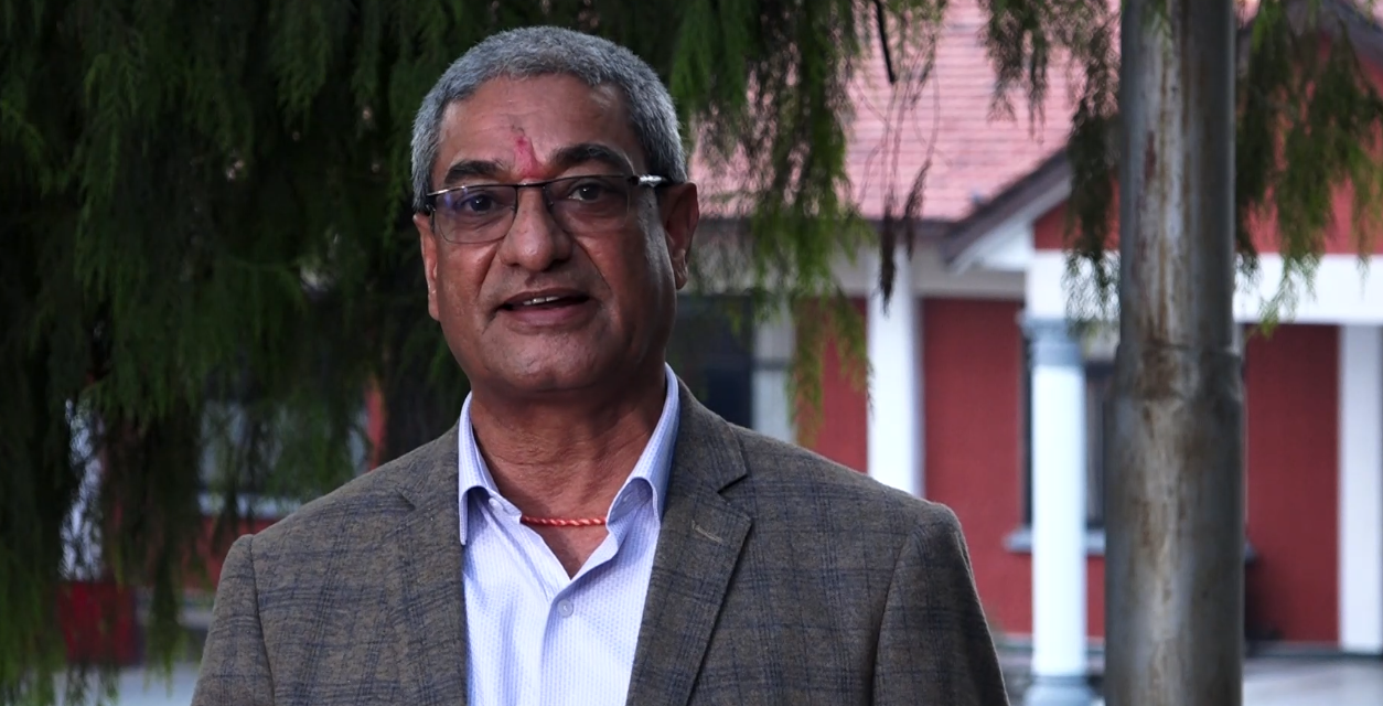 राजनीतिक सहमतिका साथ संविधान संशोधनको प्रक्रिया अगाडि बढ्छ : गृहमन्त्री लेखक