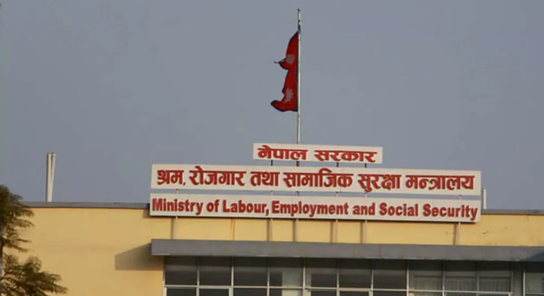 प्रधानमन्त्री रोजगार कार्यक्रममार्फत सूचीकृत बेरोजगारलाई पुनःनिर्माणमा खटाइने
