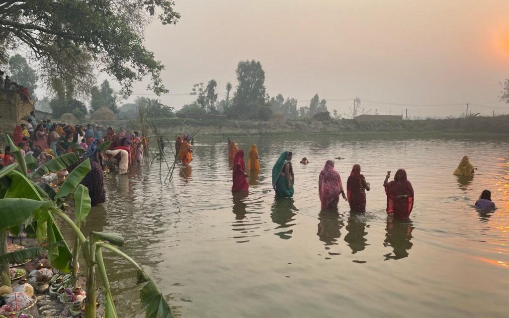 छठ पर्व : समाज चिनाउने खुला सङ्ग्रहालय