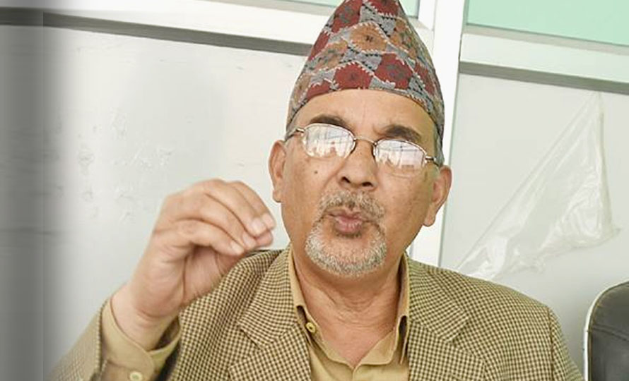 सभामुखलाई ज्ञापनपत्र बुझाएर निस्केका फणीन्द्र नेपाल सिंहदरबारभित्रै प्रहरी घेराउमा