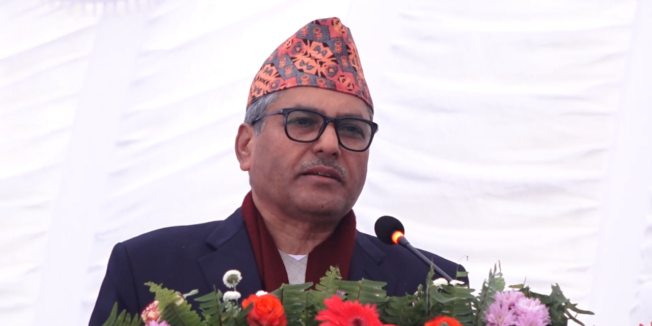 राष्ट्र बैँकले ग्राहक संरक्षणमा केन्द्रीय बैंकले विशेष ध्यान दिएको छ : गभर्नर अधिकारी