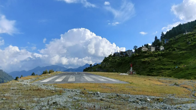 रारा विमानस्थलमा नियमित उडान नहुँदा मुगुवासी समस्यामा