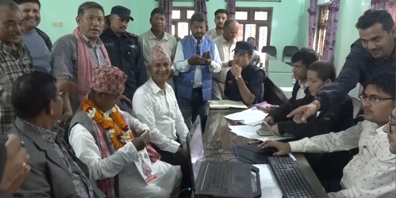 मोरङको ग्रामथान गाँउपालिका अध्यक्षमा १७ जनाको उम्मेदवारी