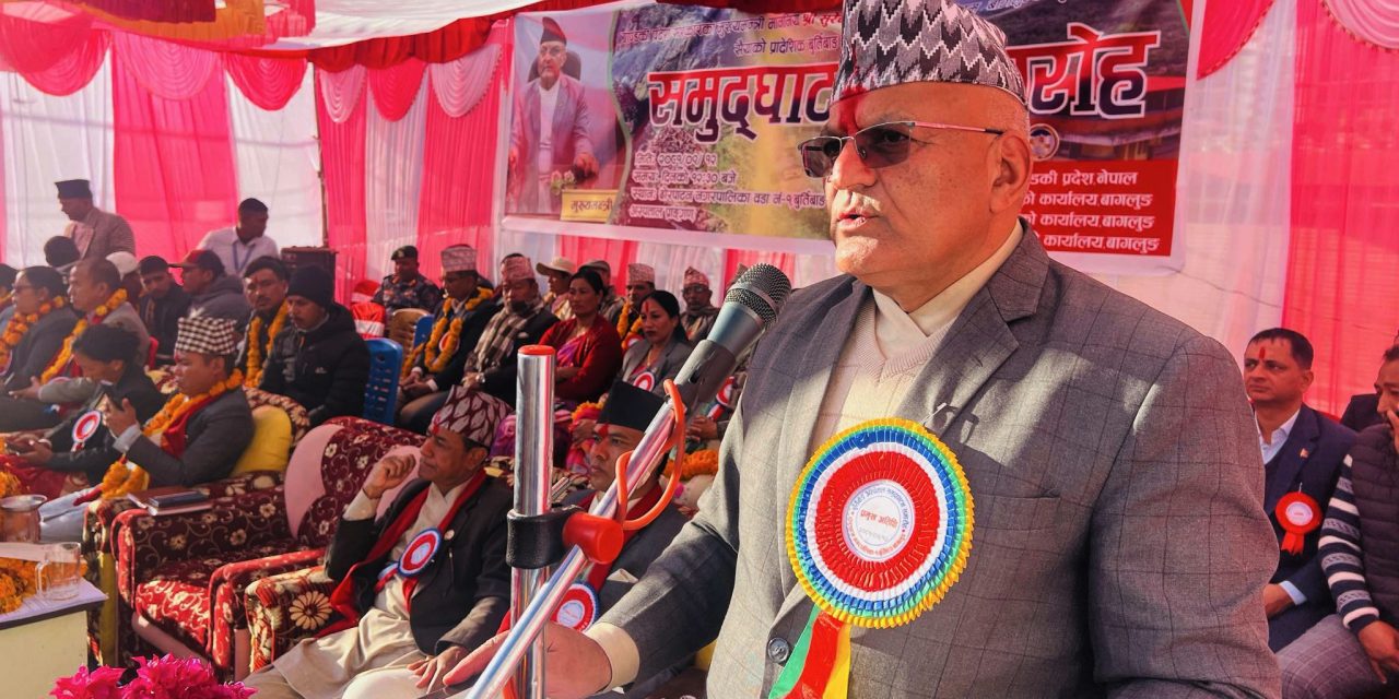 स्वास्थ्य क्षेत्रलाई पहिलो प्रथामिकतामा राखी काम गरिरहेका छौँ : मुख्यमन्त्री पाण्डे