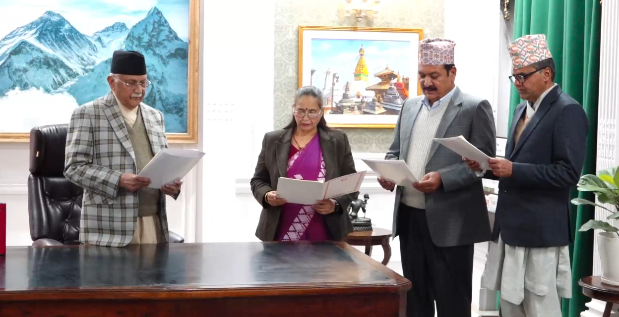 तीनवटा विश्वविद्यालयका नवनियुक्त उपकुलपतिले लिए शपथ