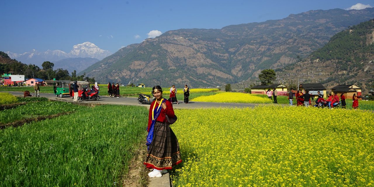 मौलिक पोसाक भाडामा लगाएर आम्दानी