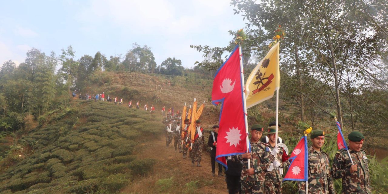 ऐतिहासिक निशान पदमार्गमा पदयात्रा