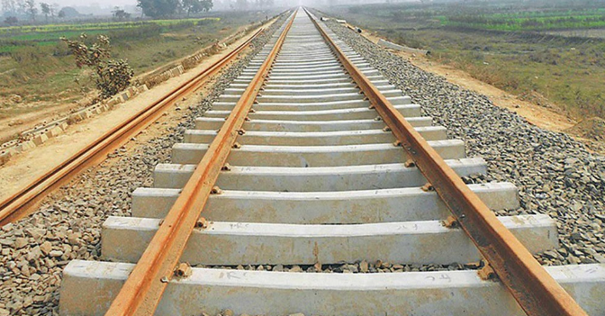 स्थानीयको विरोधका कारण रेलमार्ग निर्माणको काम रोकियो