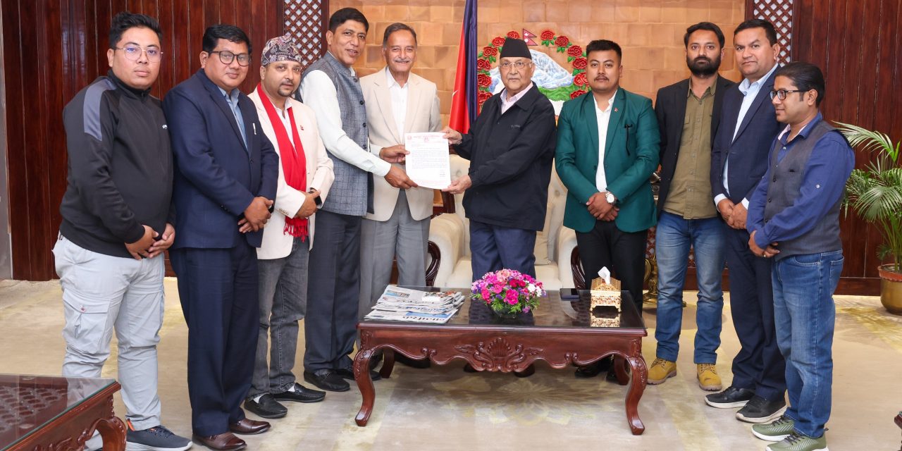गिरिजाप्रसाद कोइराला सभागृहको निर्माण अघि बढाउने प्रधानमन्त्रीको प्रतिबद्धता