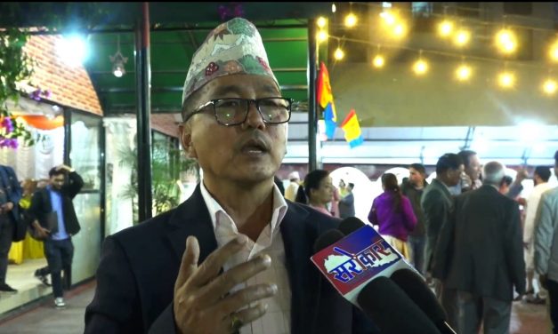 राप्रपा पदाधिकारीसहित १८३ ले छोडे पार्टी