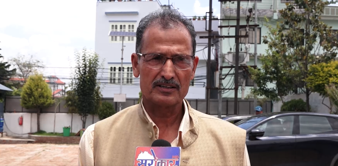 माओवादी पदाधिकारी बैठक निष्कर्ष :  गृहमन्त्री लेखकको राजीनामा