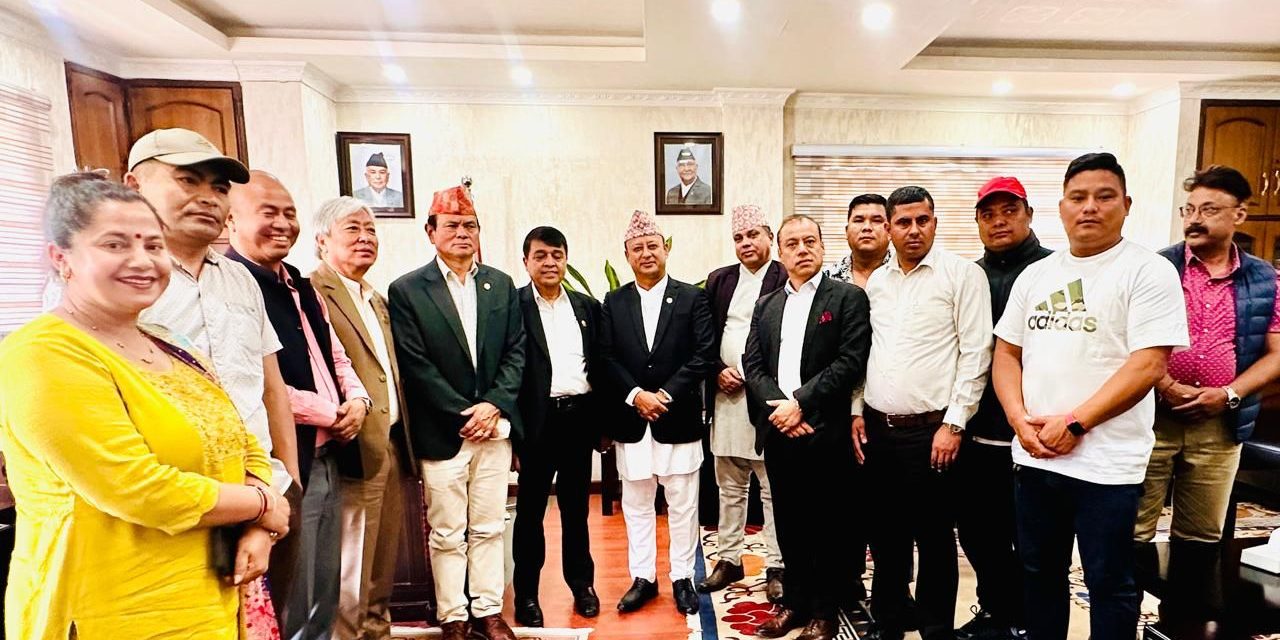 देश विकासमा एनआरएनको भूमिका महत्वपूर्ण : मन्त्री खड्का
