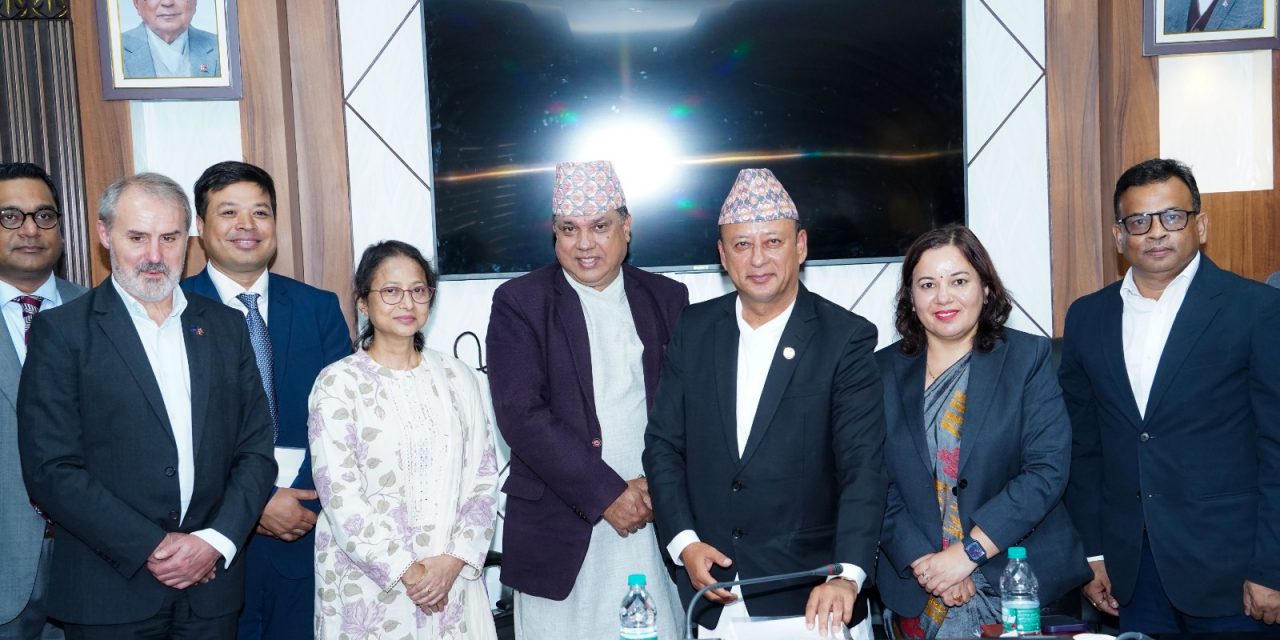 ऊर्जामन्त्री खड्का र एशियाली विकास बैँकका उपाध्यक्षबीच भेटवार्ता