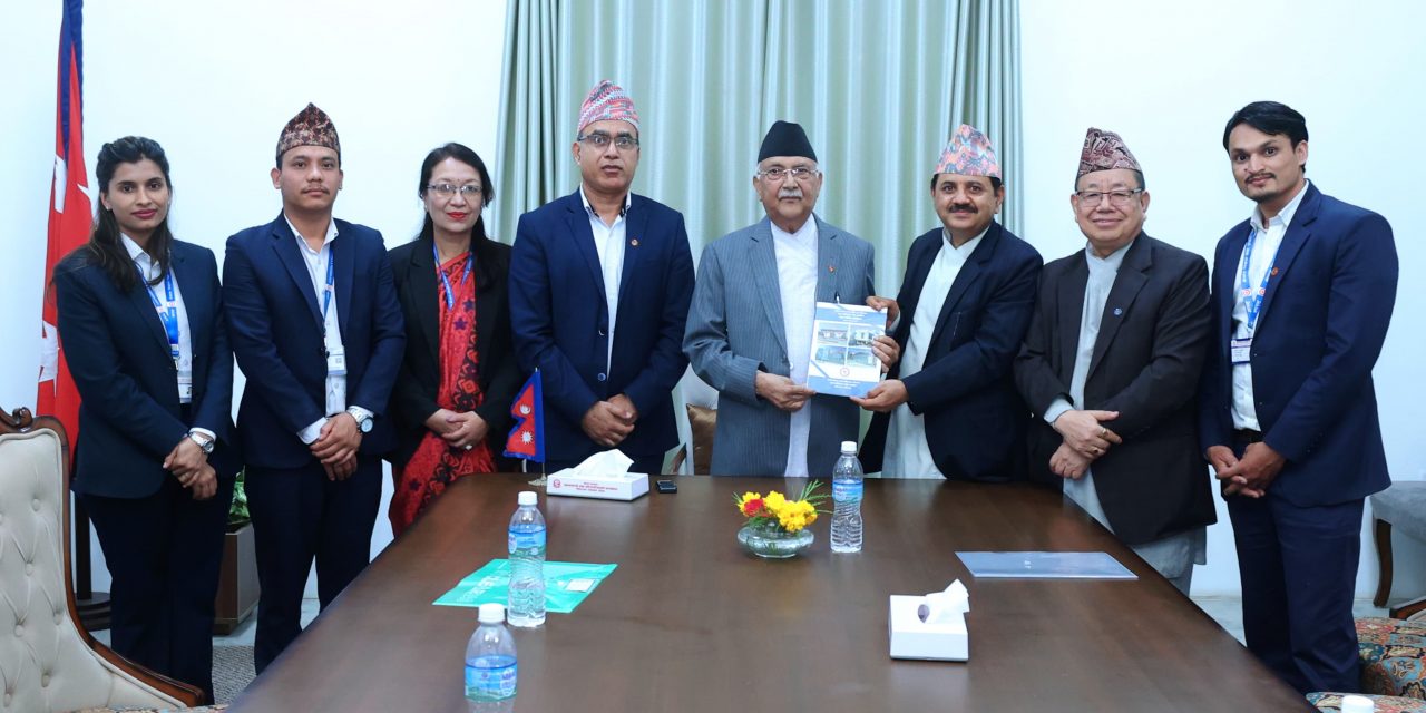 प्रधानमन्त्रीसमक्ष नाष्टको सेवा आयोगको प्रतिवेदन पेस