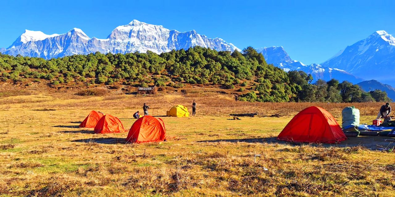 पर्यटक आकर्षणको केन्द्र बन्दै ‘ढोरपाटन जलजला’