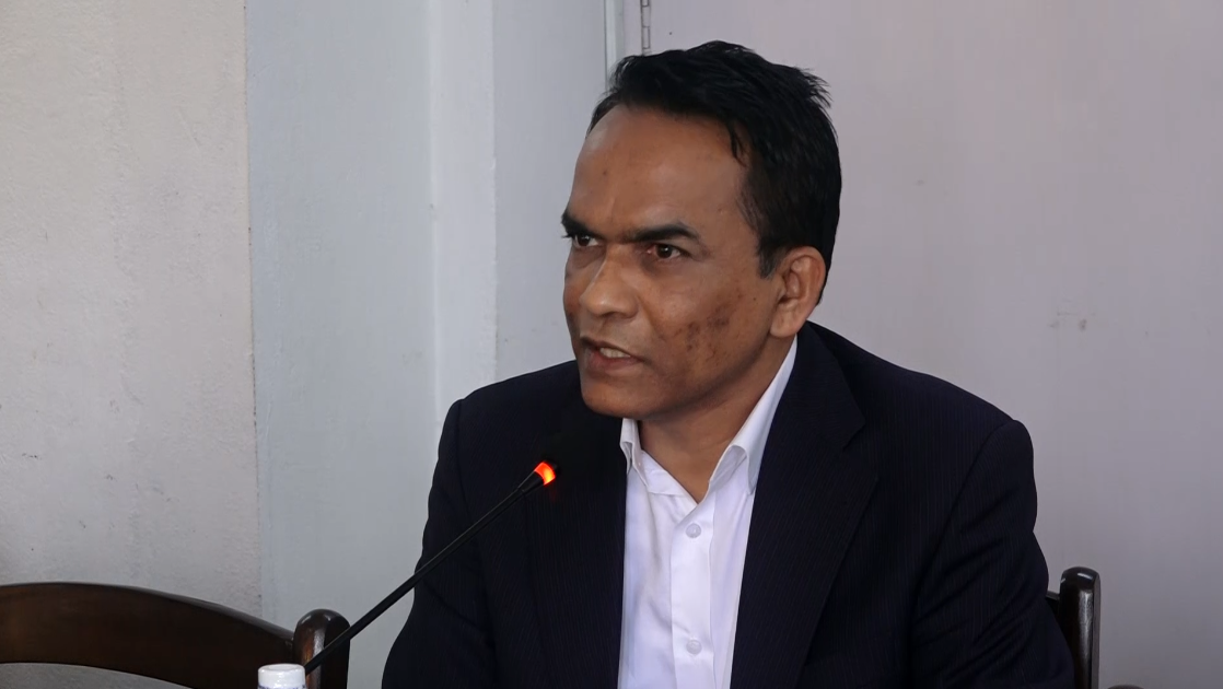 बैङ्क तथा वित्तीय संस्थाको कर्जा विस्तार गर्दा उत्पादन क्षेत्रलाई ध्यान दिनुपर्छ : गभर्नर पौडेल