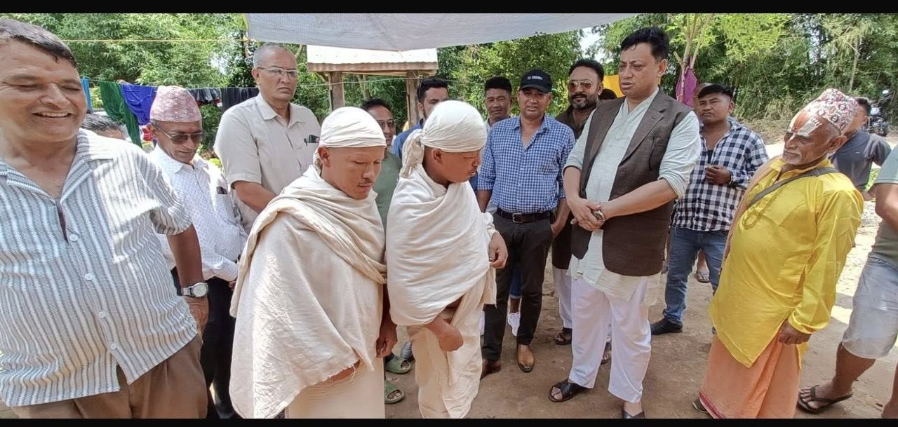 जनताको घरदैलोमा नेता बानियाँ : समस्या बुझ्दै, सर्वसाधारणलाई खुसी बनाउदैँ