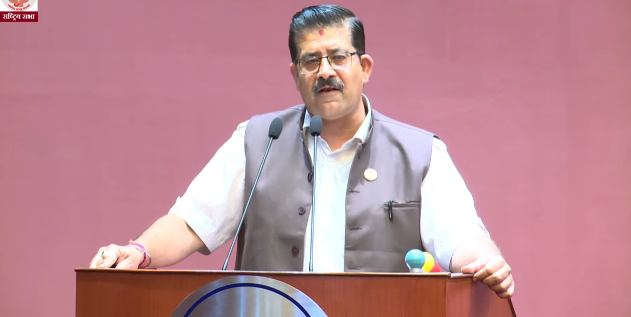 कर्मचारीको तलब दोब्बर बनाउन माग