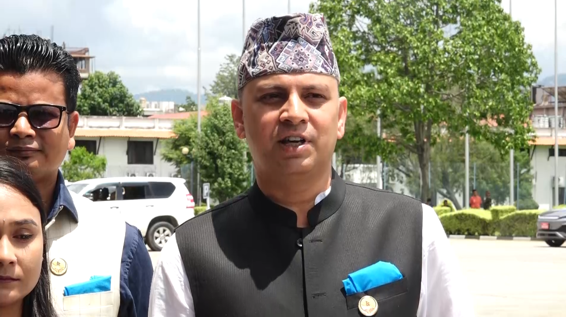 गम्भीर विषयमा पनि सरकारले हाम्रो कुरा सुन्न नचाहेकाले बैठक बहिष्कार गर्यौं  : मनिष झा