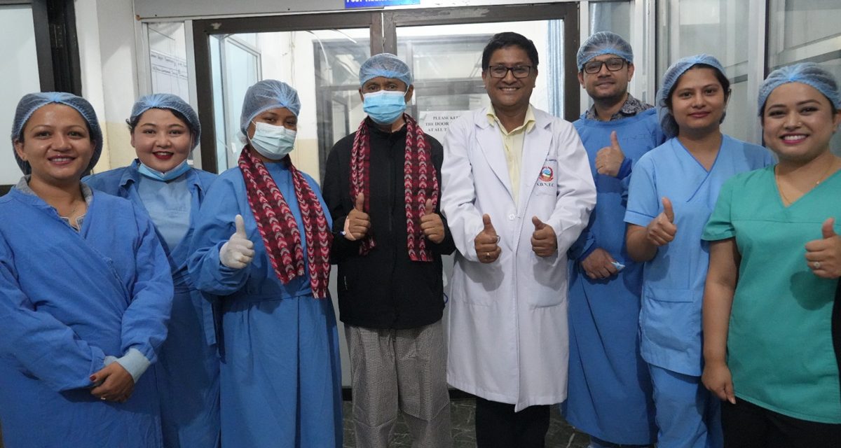 मस्तिष्क मृत्यु भएकाको सफल अंग प्रत्यारोपण गरेका बिरामी घर फर्किए