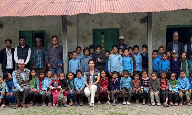 सुर्नया गाउँपालिकाको ठेउला प्रभावित क्षेत्रमा डब्लूएचओ–आईपिडी टिम