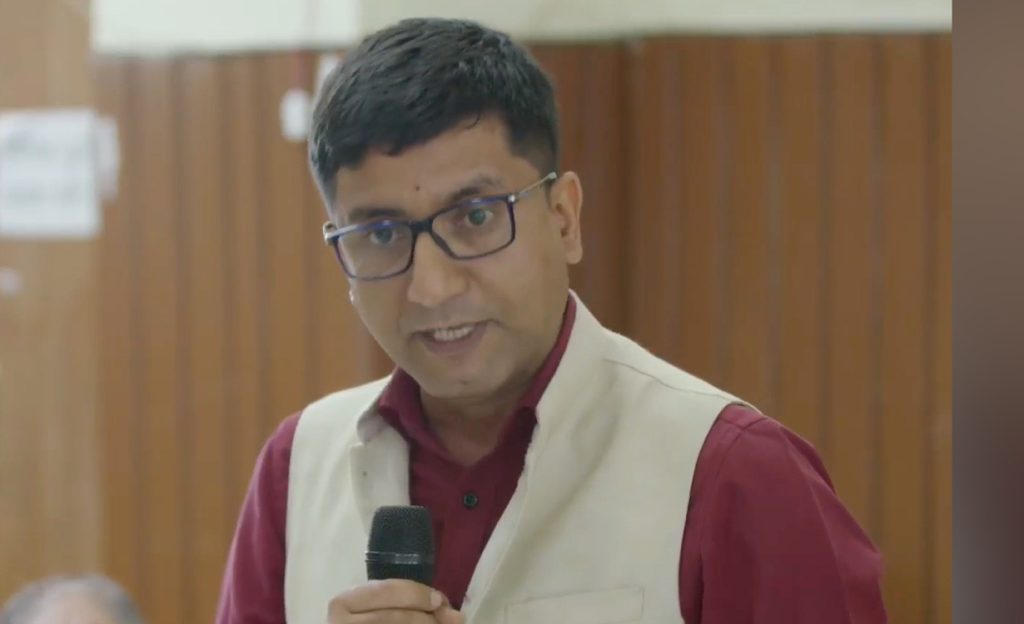 पार्टीलाई एक ढिक्का बनाएर लाने देउवाको सबैभन्दा ठूलो चुनौती : अजयबाबु शिवाकोटी