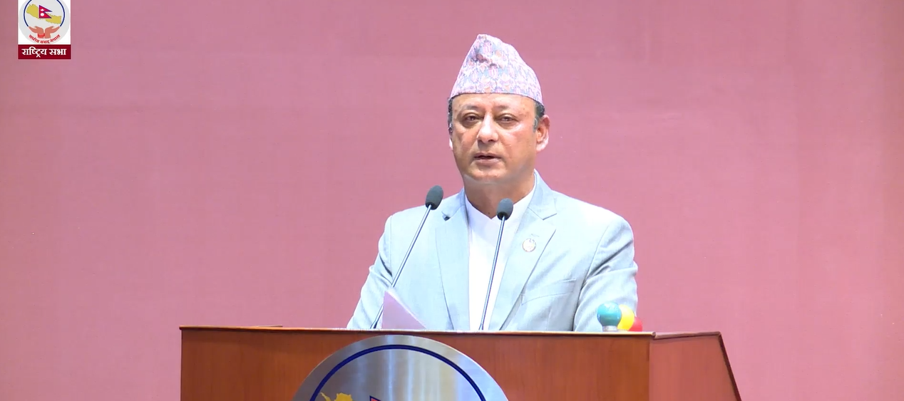 २०३५ सम्ममा साढे २८ हजार मेगावट विद्युत् उत्पादन गर्ने लक्ष्यमा सरकार हिँडेको छ : मन्त्री खड्का