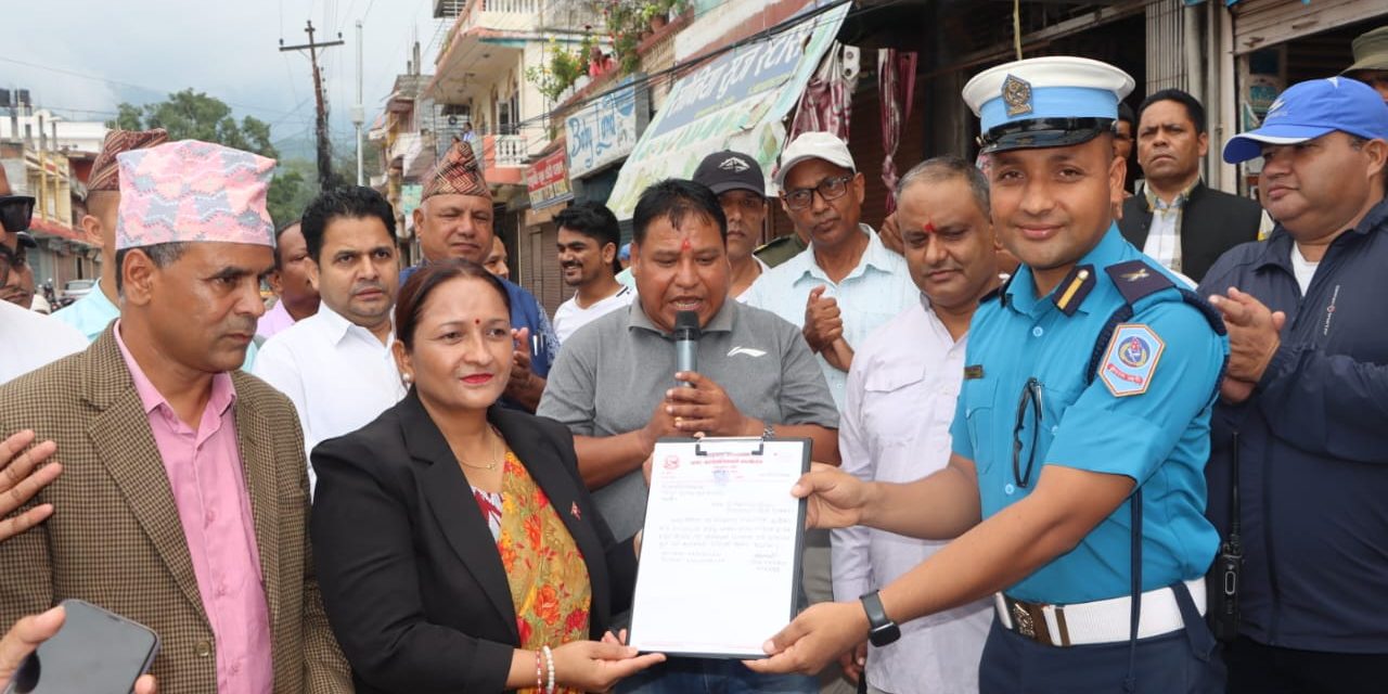 वीरेन्द्रनगरमा ‘ट्राफिक लाइट’ सञ्चालन