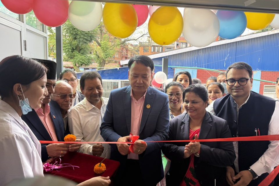 भक्तपुर अस्पतालमा आजदेखि डायलासिस सेवा सुरु (तस्बिरमा)