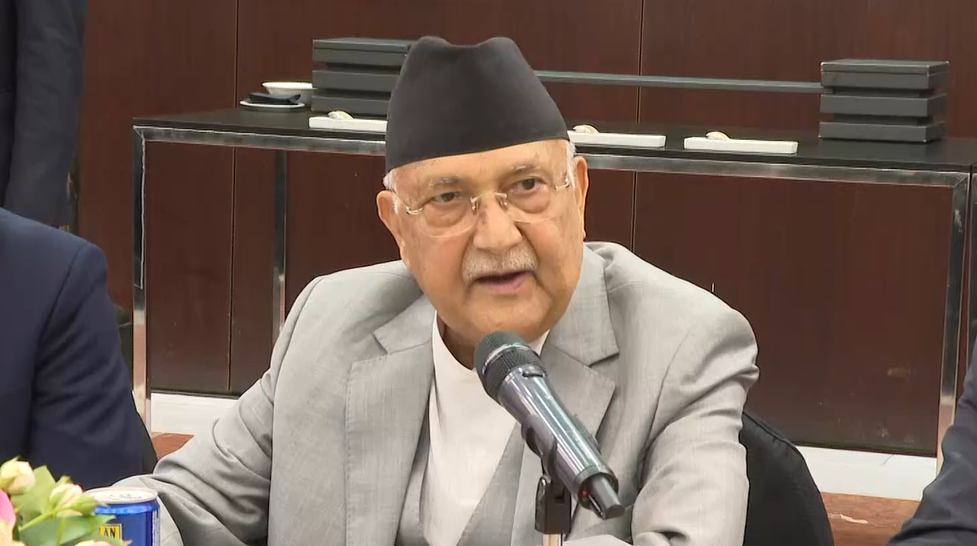 प्रधानमन्त्री ओली स्वदेश फर्किँदै