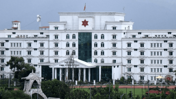 सेनाका सहायक रथी खड्का र मेजर कार्की बर्खास्त, कोषको भ्रष्टाचारमा संलग्न भएको आरोप