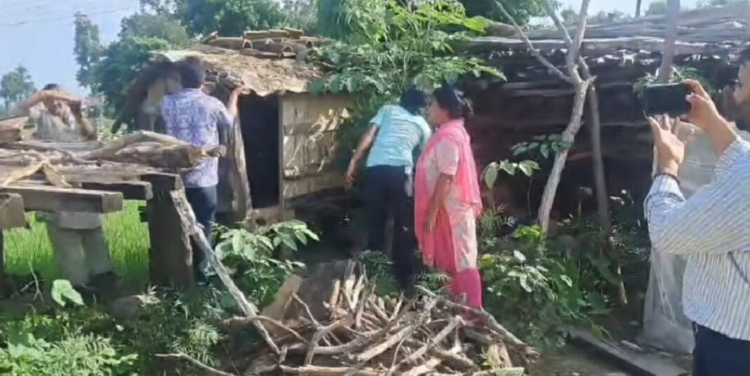कञ्चनपुरमा छाउगोठ भत्काउने अभियान : कृष्णपुर र बेदकोटमा हटाइए ३९ गोठ