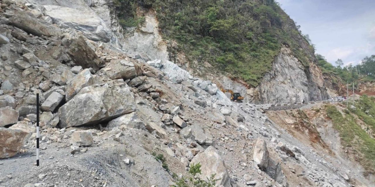लगातारको वर्षाले कालीगण्डकी करिडोर र रिडी–वामीटक्सार सडक अवरुद्ध