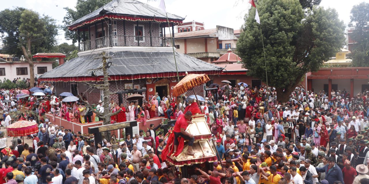 पाल्पामा सिन्दुरजात्रा निकालियो