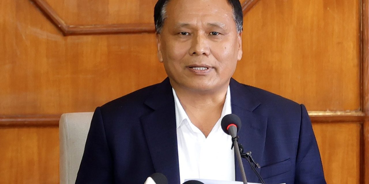 तीन मन्त्रालयमा हटलाइन नम्बर सञ्चालन