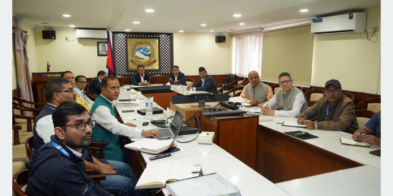 देश निर्माणको अभियानमा एकजुट भएर अघि बढ्नुपर्छ  : मन्त्री घिसिङ