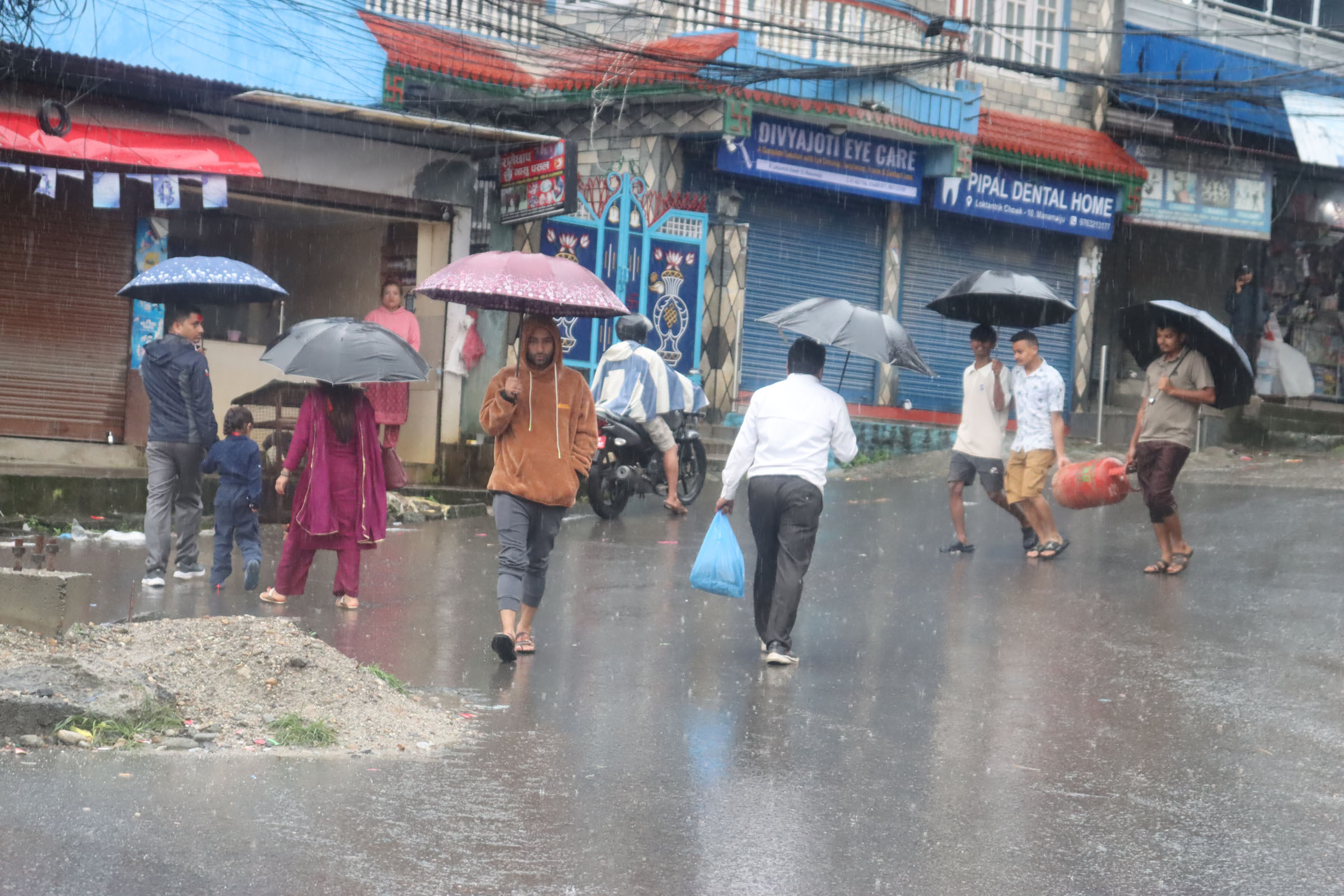 काठमाडौँसहित देशका अधिकांश स्थानमा वर्षा