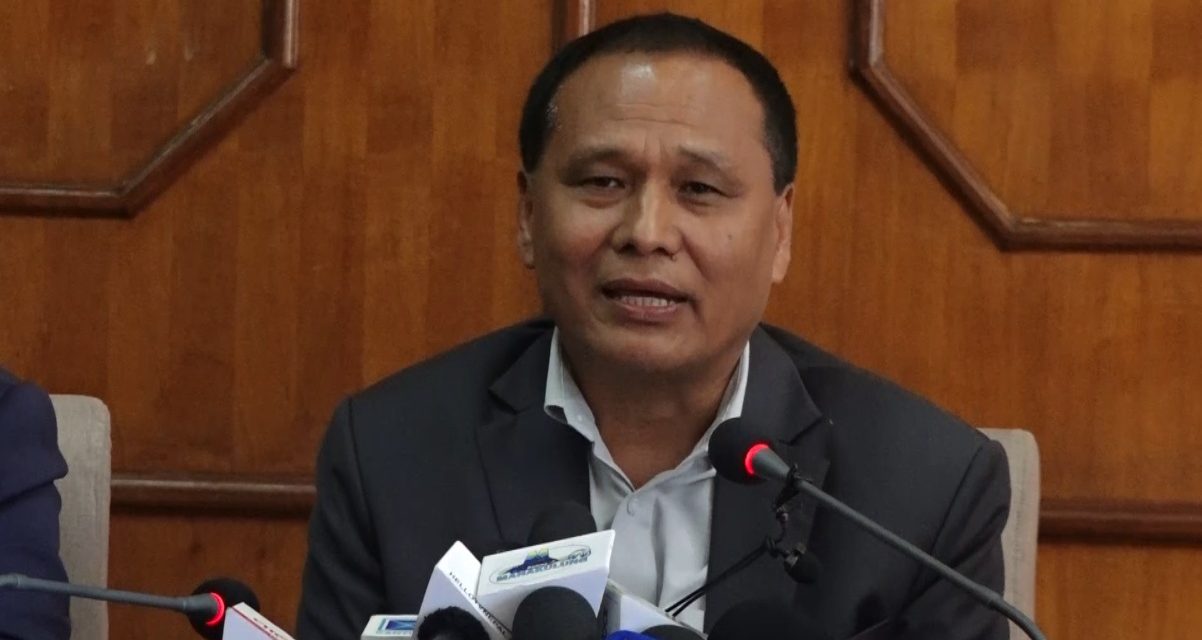 विकास निर्माणमा बजेट रोक्का मुख्य अवरोधः मन्त्री  घिसिङ