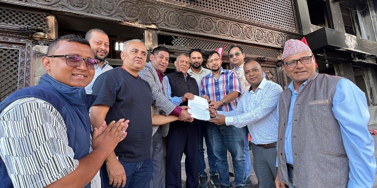 मङ्सिरभित्रै पार्टीको १५औँ महाधिवेशन गर्न कांग्रेस नेताहरूको माग
