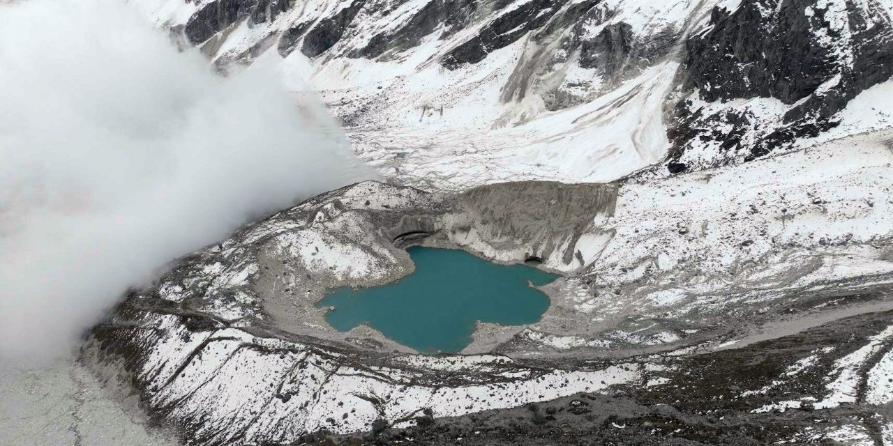 जलवायुका कारण सगरमाथा हिमक्षेत्र उच्च जोखिममा