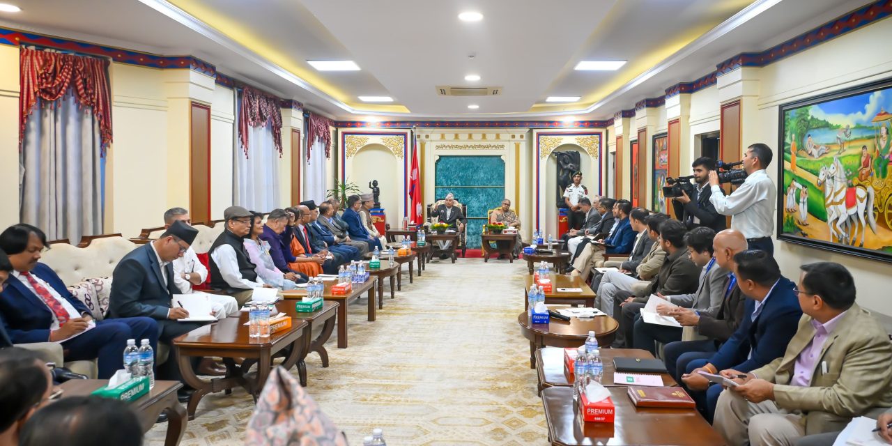 लोकतन्त्र र संविधान रक्षाका लागि निर्वाचनमा जान राष्ट्रपतिको आग्रह