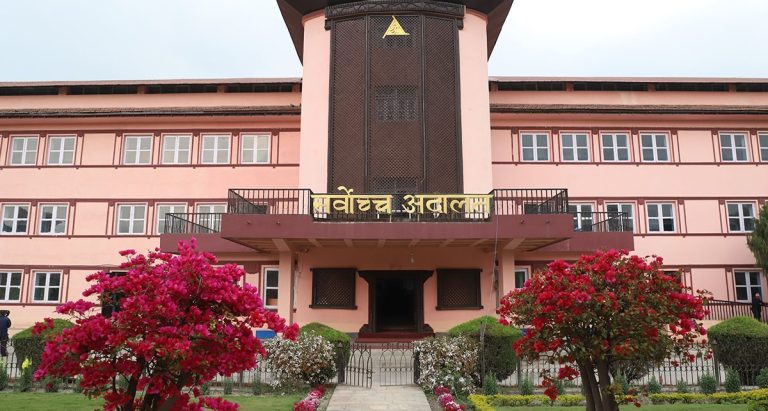सरकार र जेनजीको सम्झौताविरुद्ध परेको रिट ‘हेर्न नभ्याइने’